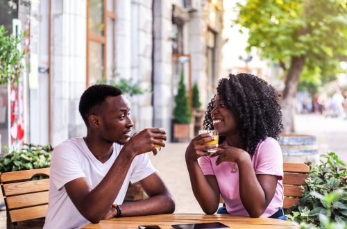 How Platforms Encourage Exploration of Diverse Modeling Styles